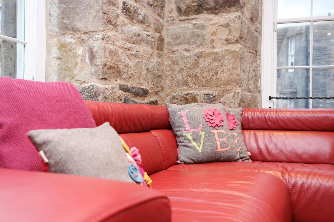 Joivy Elegant Home At The Heart Of The Royal Mile إدنبرة المظهر الخارجي الصورة