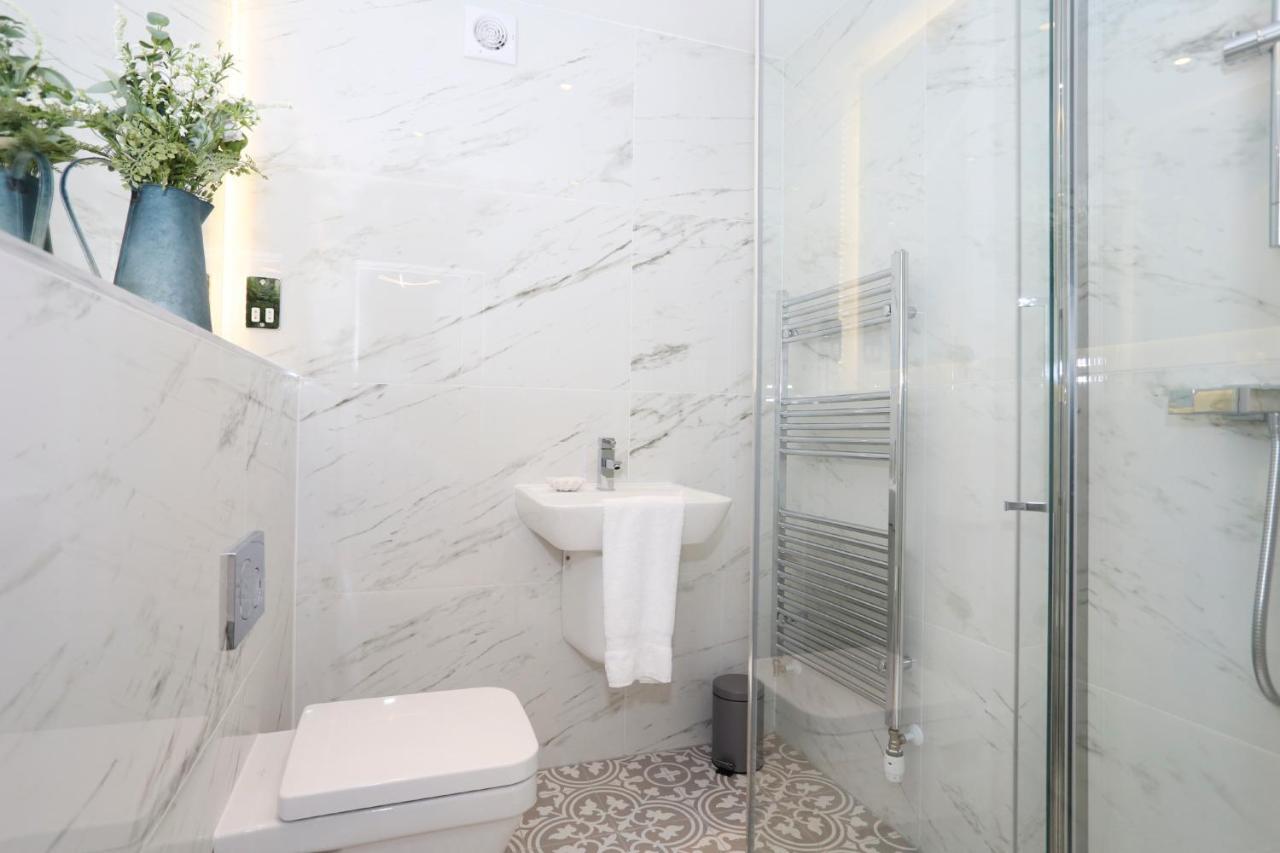 Joivy Elegant Home At The Heart Of The Royal Mile إدنبرة المظهر الخارجي الصورة