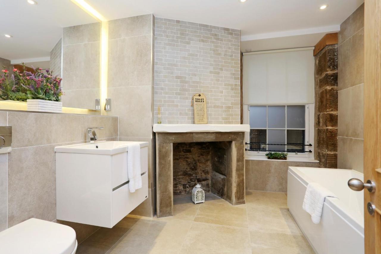Joivy Elegant Home At The Heart Of The Royal Mile إدنبرة المظهر الخارجي الصورة